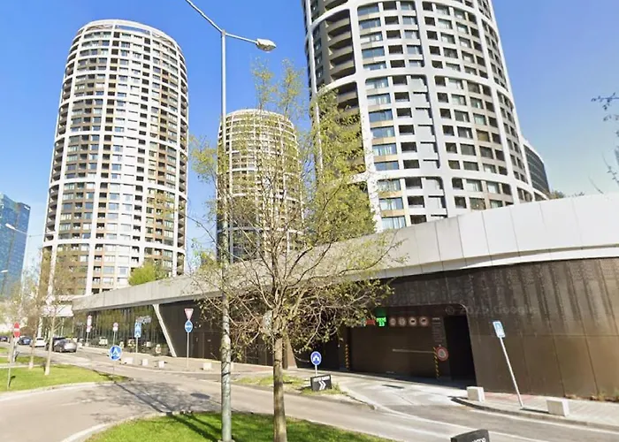 House Keys Skypark דירה ברטיסלאבה