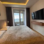 House Keys Skypark Appartement *